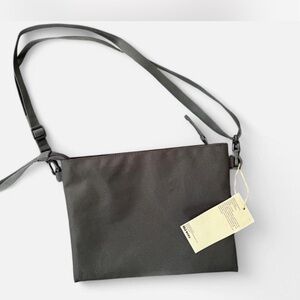 Minimalistic water repellent muji Crossbody Bag / Pouch